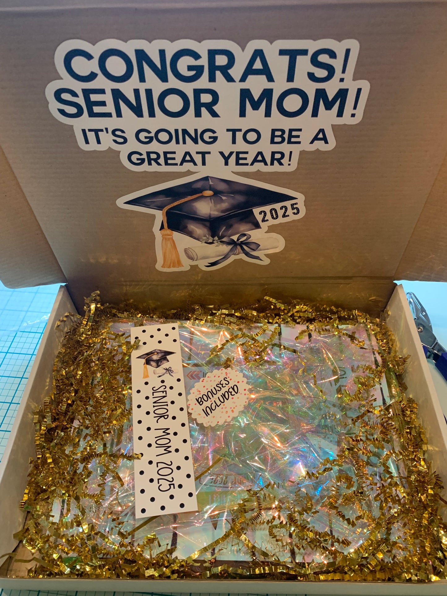 Senior Year Planner for Mom 2024-2025